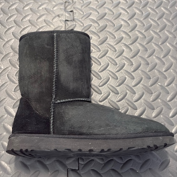 UGG Women’s Genuine Sheepskin Boots size 8 - Picture 5 of 10